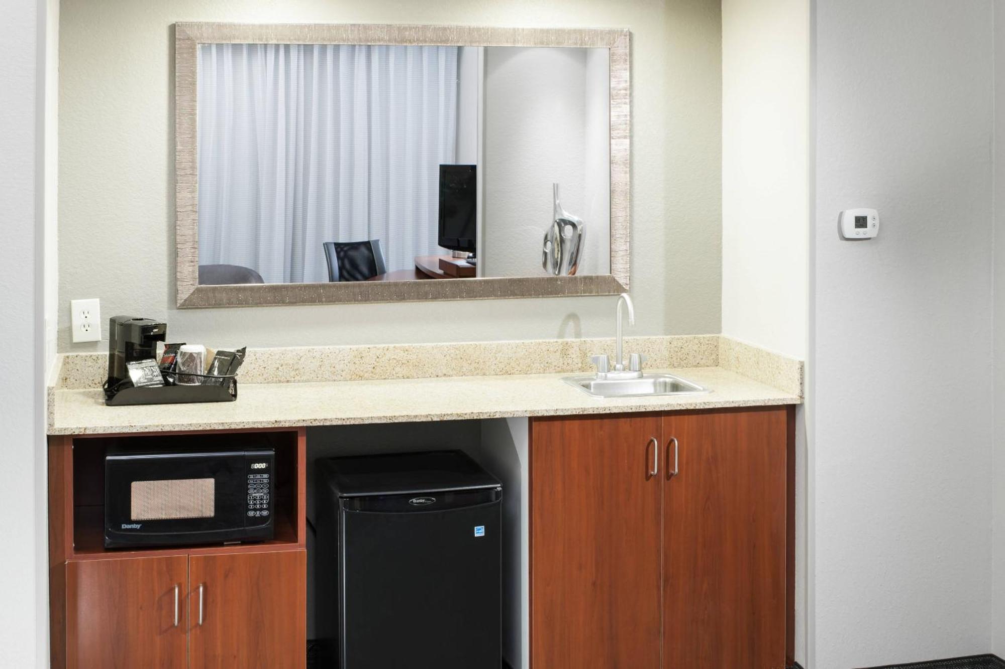 Courtyard By Marriott Birmingham Trussville Ngoại thất bức ảnh