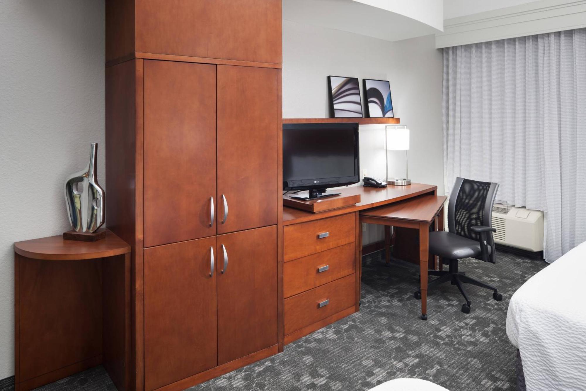 Courtyard By Marriott Birmingham Trussville Ngoại thất bức ảnh